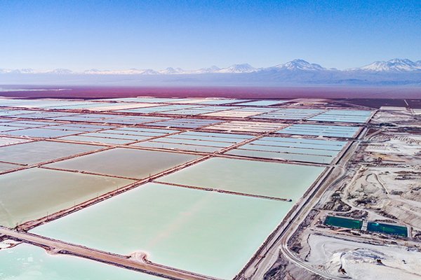 智利政府上半年锂矿相关收入近8亿美元 同比暴增427%